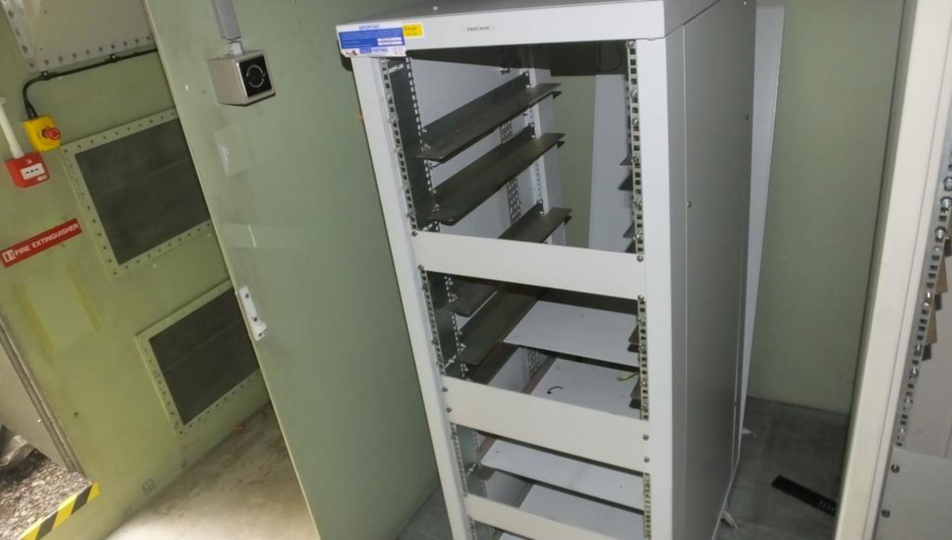 30ft Communication cabin - 19 inch racks, internal doors - LOCATED AT OUR SKEGNESS SITE - Image 8 of 24