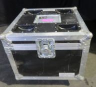 Square wheeled flightcase with two internal sections