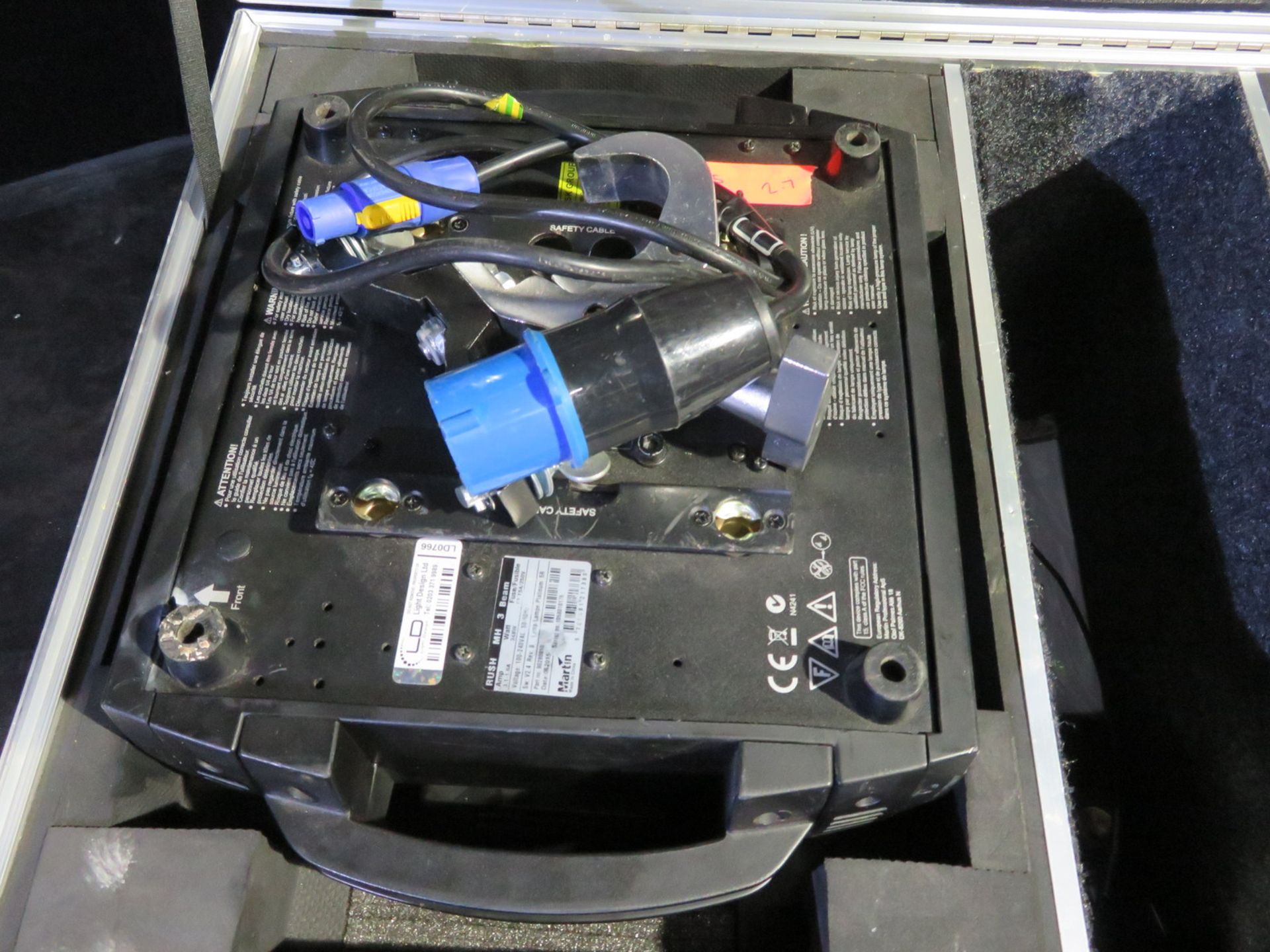 Pair of Martin Rush MH3 beam in twin flightcase - Image 9 of 11