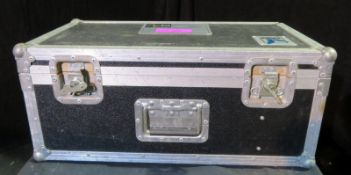 Small Flightcase internal dimensions: 59x28x19cm (LxDxH) with internal divider