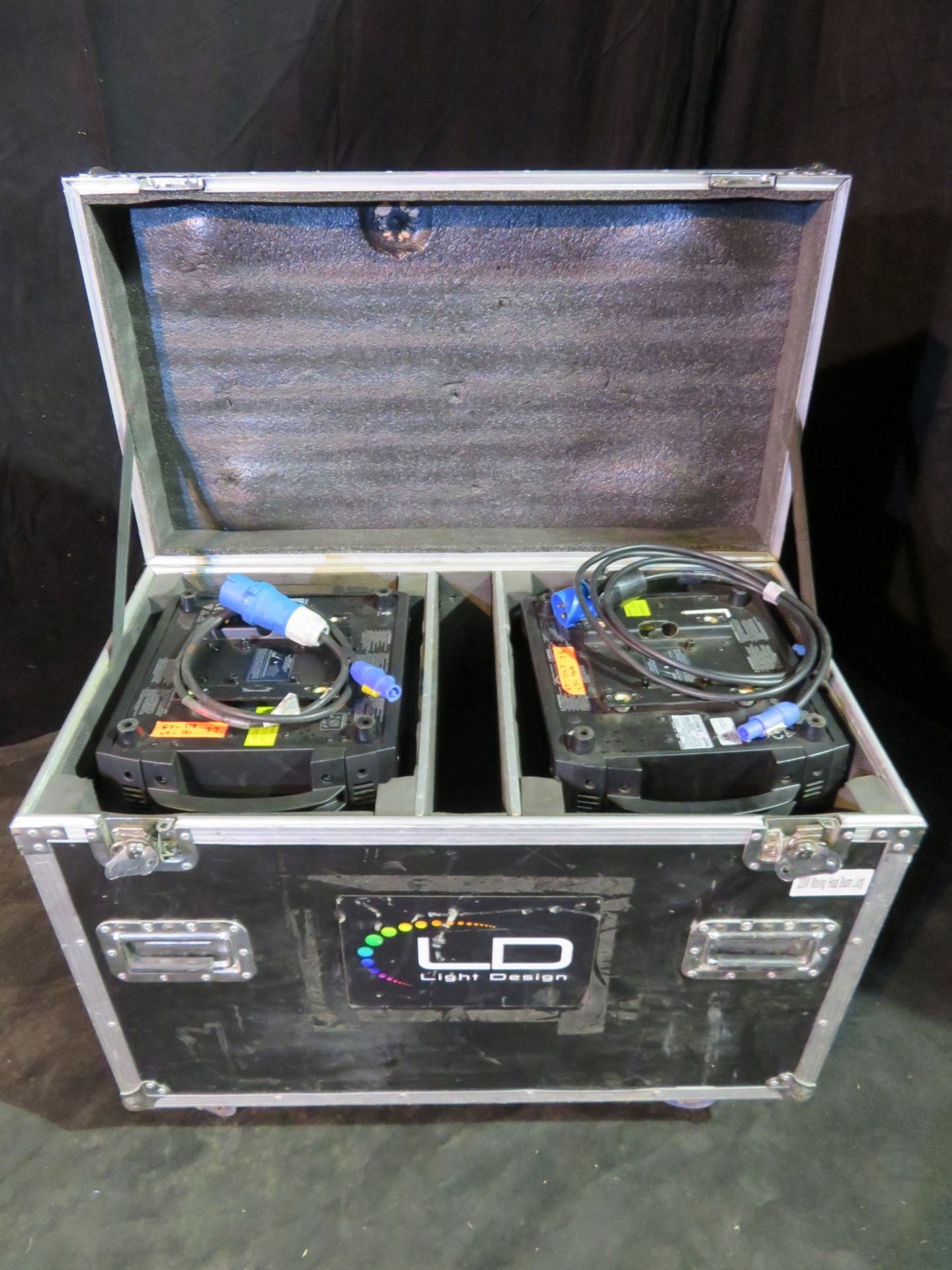 Pair of Martin Rush MH3 beam in twin flightcase - Image 8 of 10