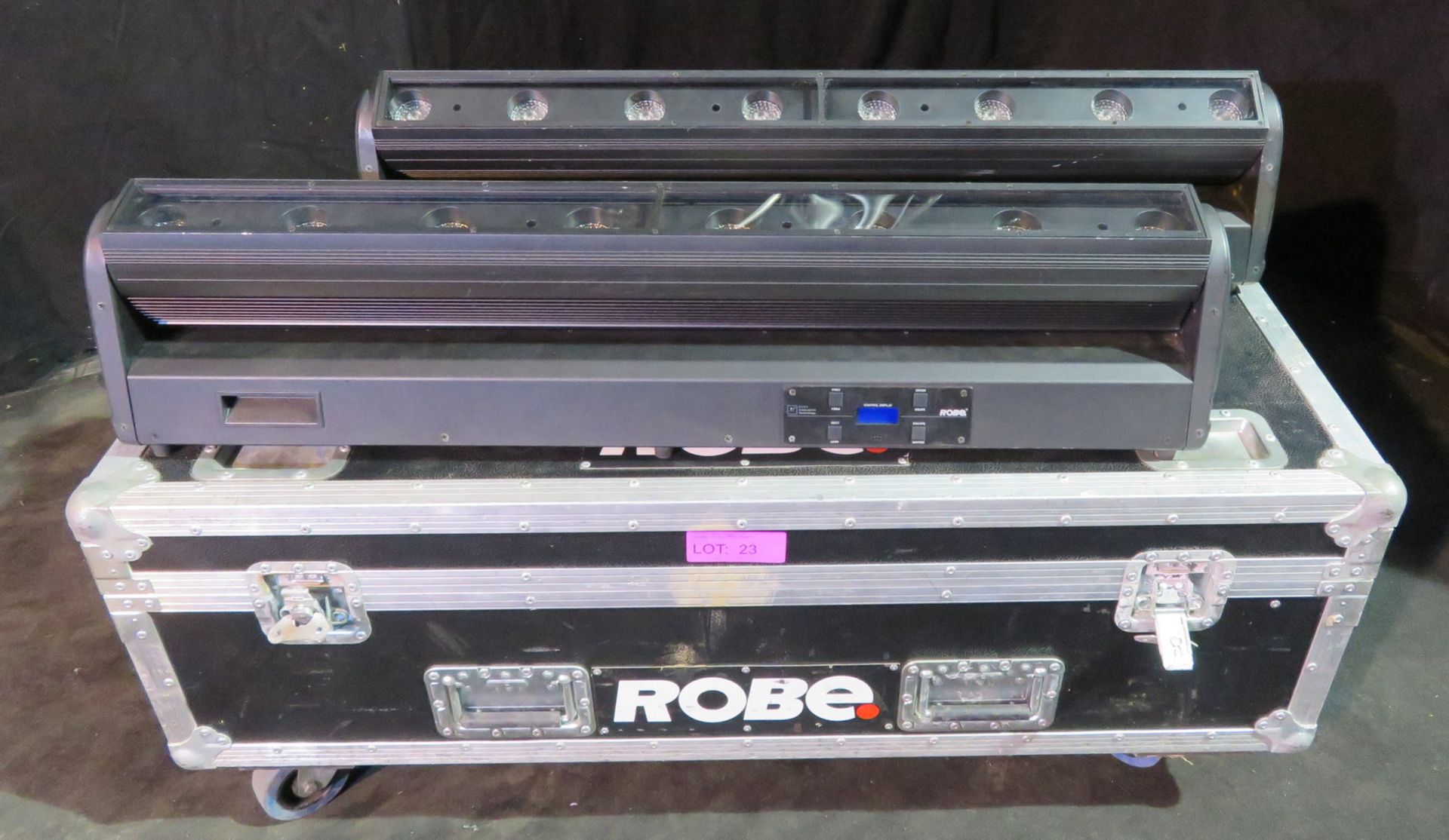 Pair of Robe CycFX8 in twin flightcase - Power hours: 7320 & 9762 - working