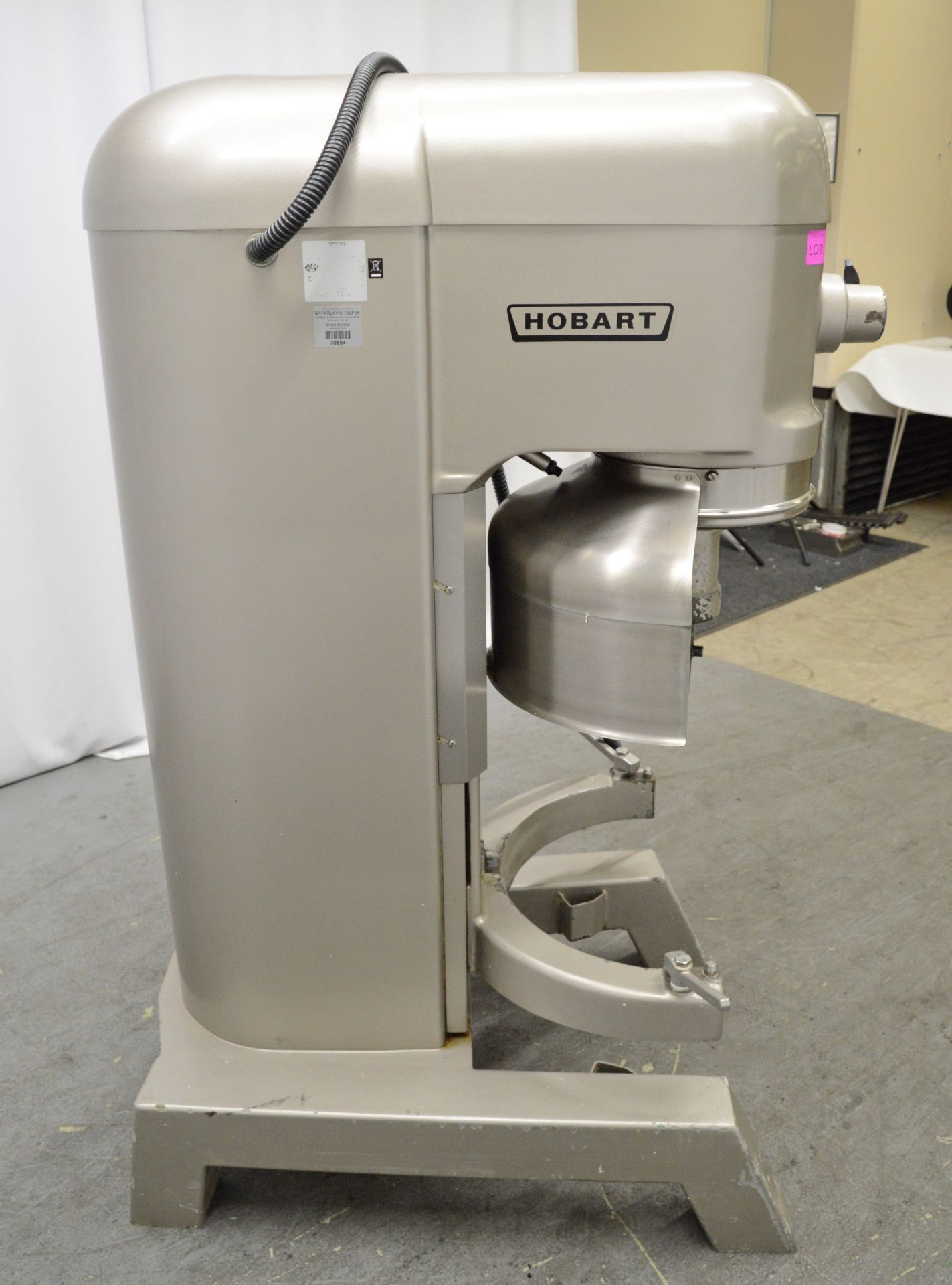 Hobart H800 80 litre food mixer with attachments, 1 phase electric - Image 3 of 9