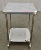Parry stainless steel table 600x600x900mm