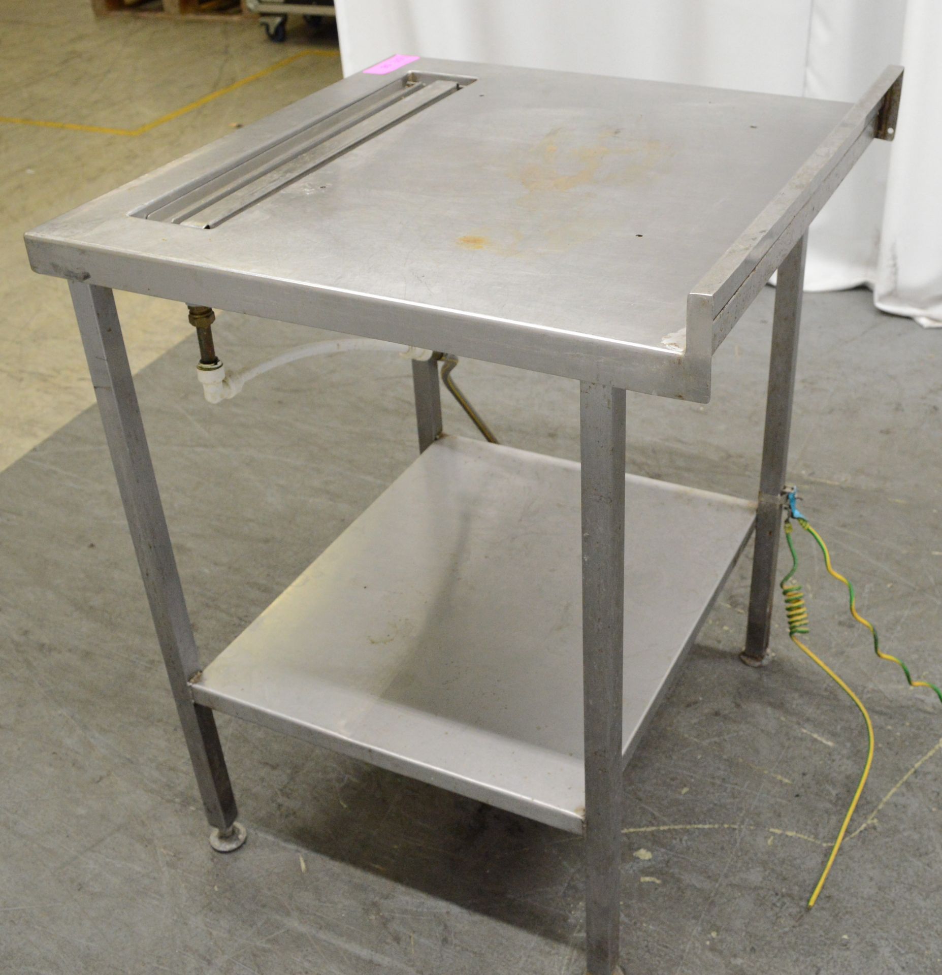 Preparation table 700mm W x 700mm D x 870mm H - Image 4 of 5