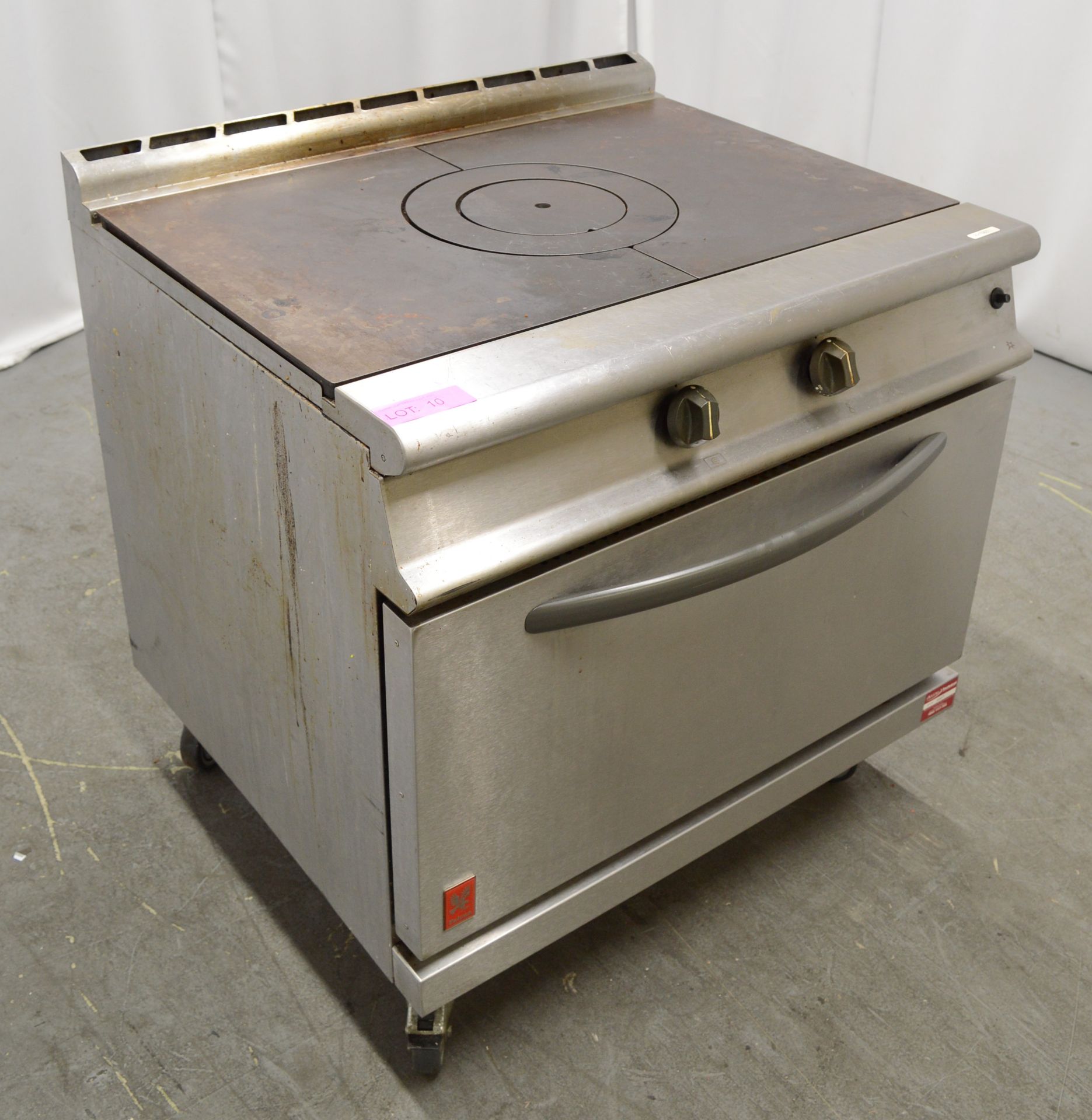 Falcon G3107 solid top range oven, natural gas