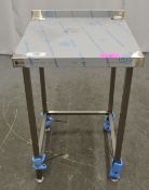 Parry stainless steel prep table 600x600x900mm