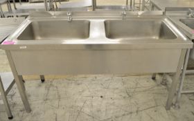 Double basin sink unit 1500mm W x 700mm D x 820mm H