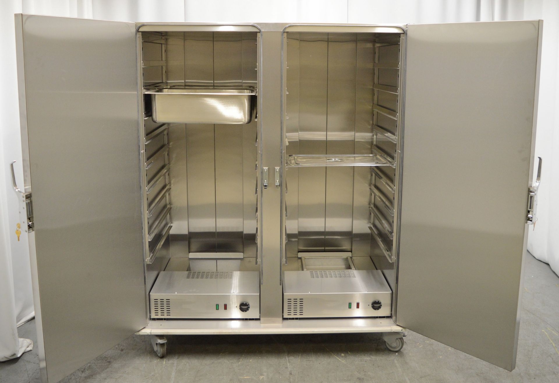 Parry portable heated bain marie/banquette cupboard, 1300x800x1650mm (LxDxH) - Image 3 of 8