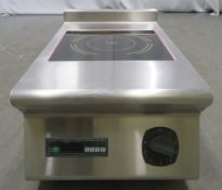 Single zone countertop induction range with touchpad control, 1 phase, new