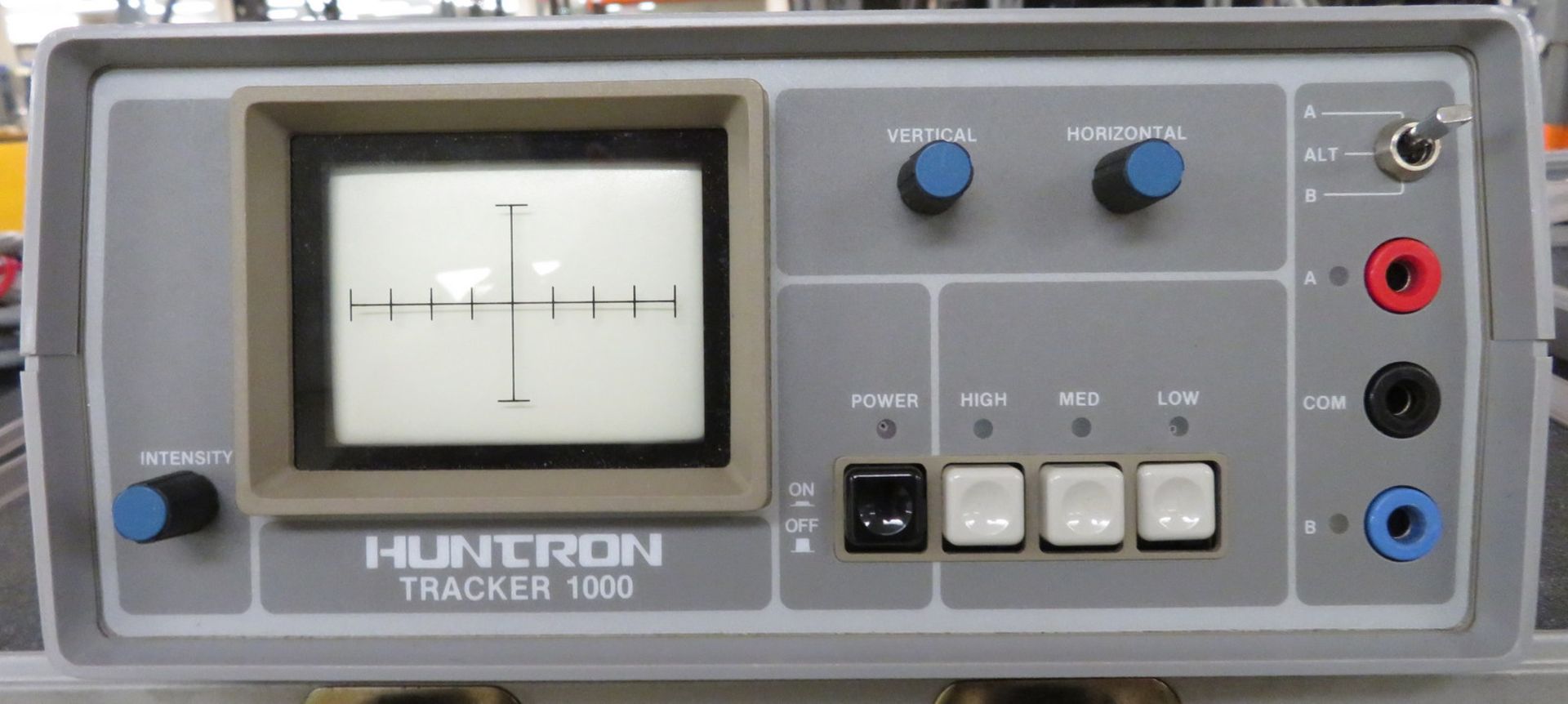 Huntron Tracker 1000 fault locator in case - Image 2 of 3