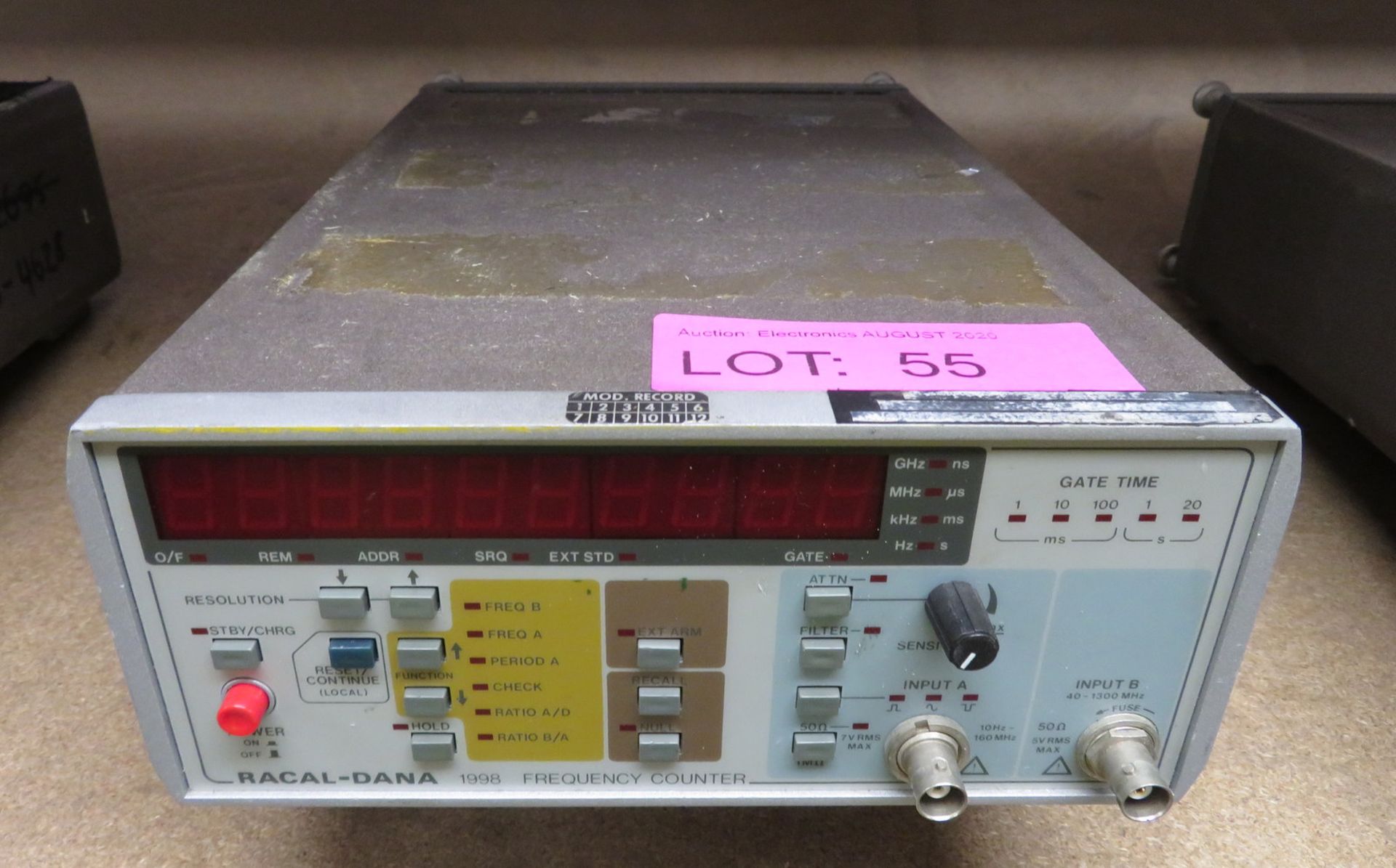 Racal Dana 1998 frequency counter