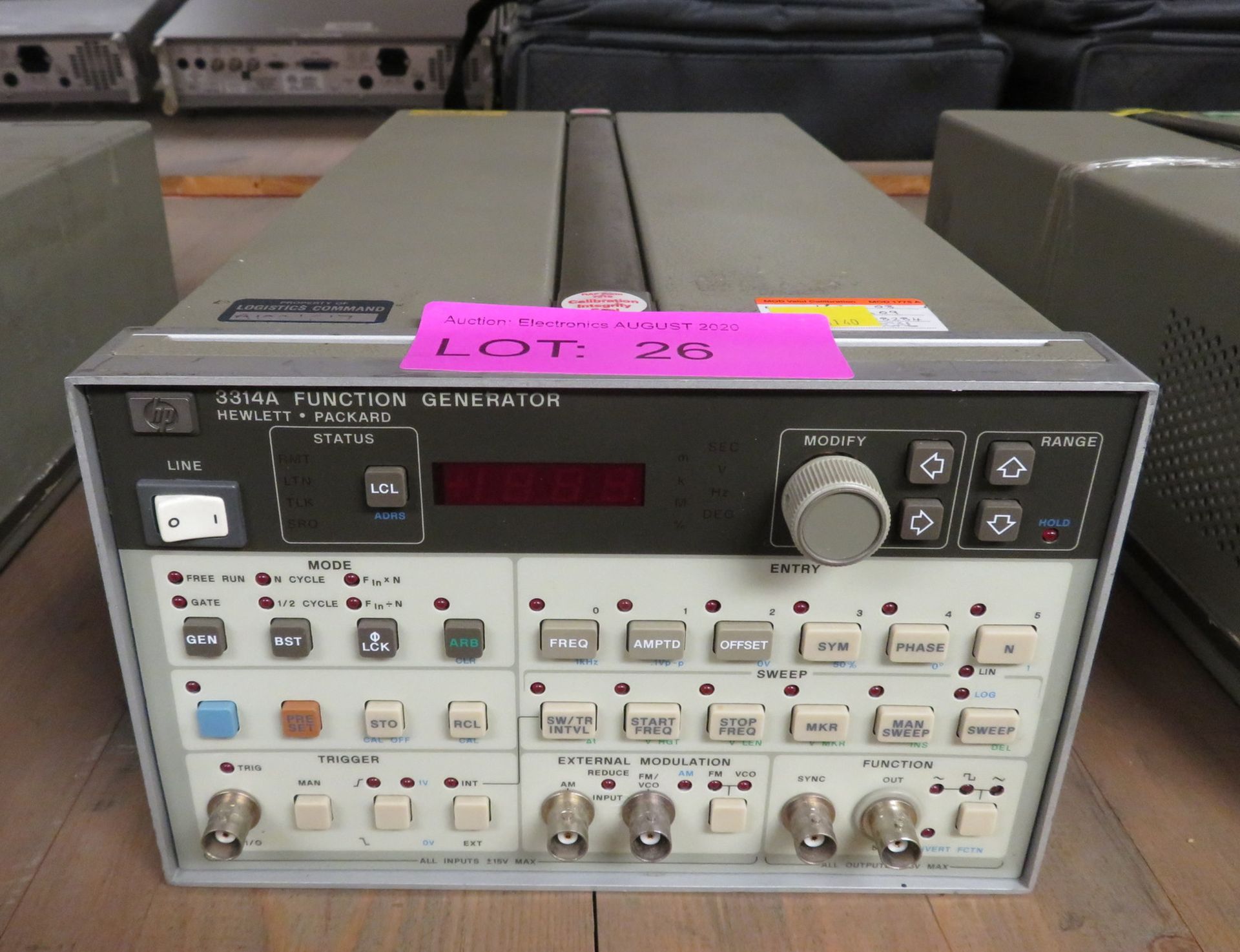 Hewlett Packard 3314A function generator