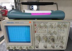 Tektronix 2465B 400Mhz oscilloscope