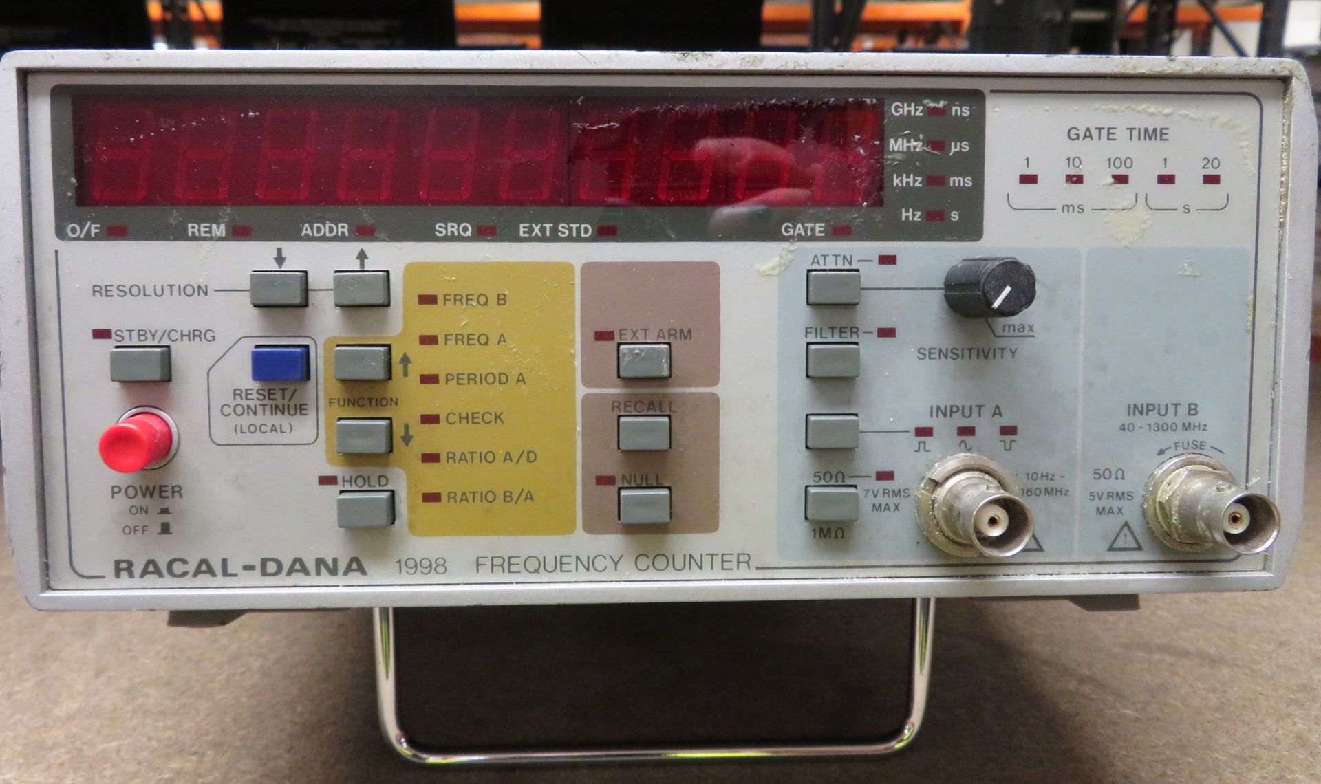 Racal Dana 1998 frequency counter - Image 2 of 3