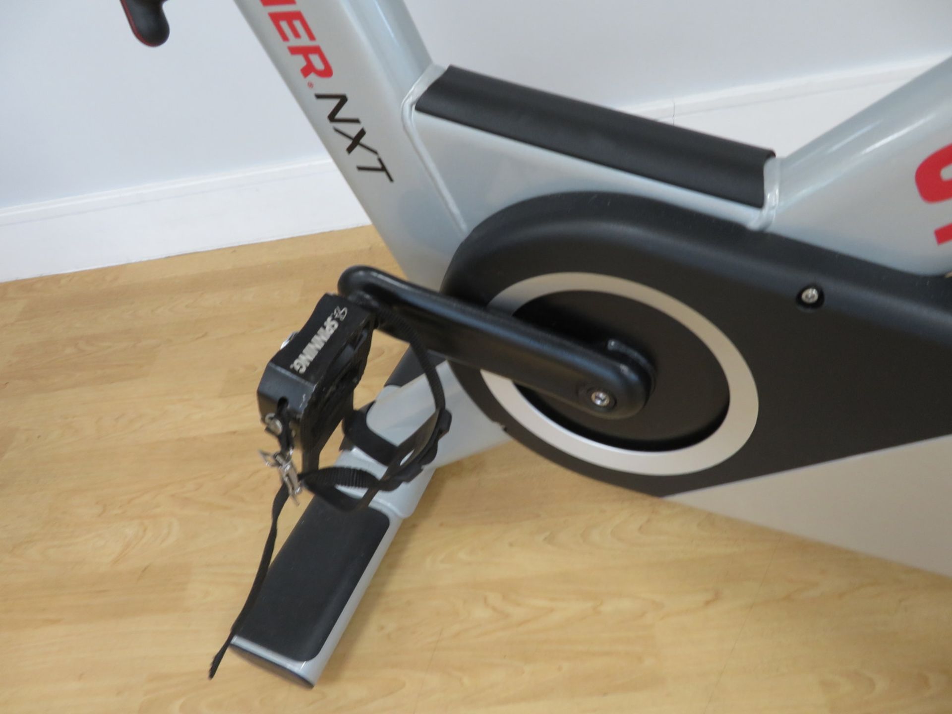 Star Trac Model: NXT Spinner Spin Bike. Adjustable Seat & Handle Bars. Dimensions: 120x53x - Image 5 of 11