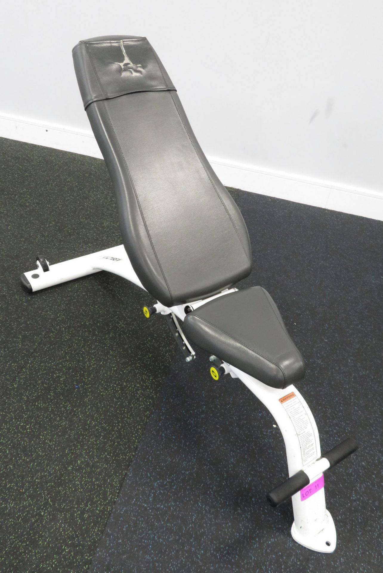 Cybex Adjustable Bench (Free-standing)1600 Dimensions: 63x140x45cm (LxDxH) - Image 3 of 8