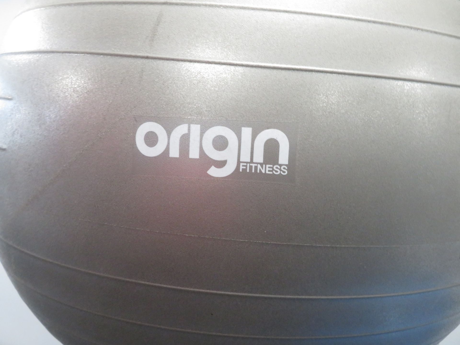 6x Pilates/Yoga Exercise Balls With 2 Stands - Various Sizes. - Image 4 of 6