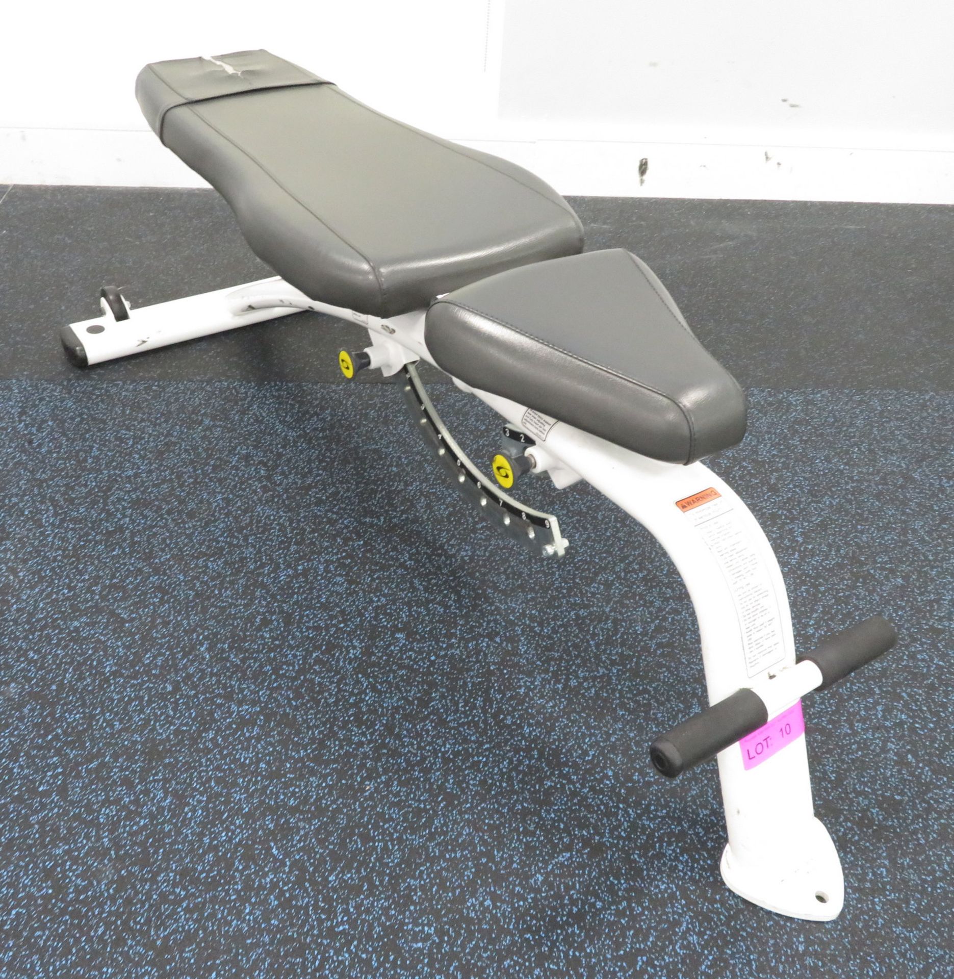 Cybex Adjustable Bench (Free-standing)1600 Dimensions: 63x140x45cm (LxDxH) - Image 3 of 7