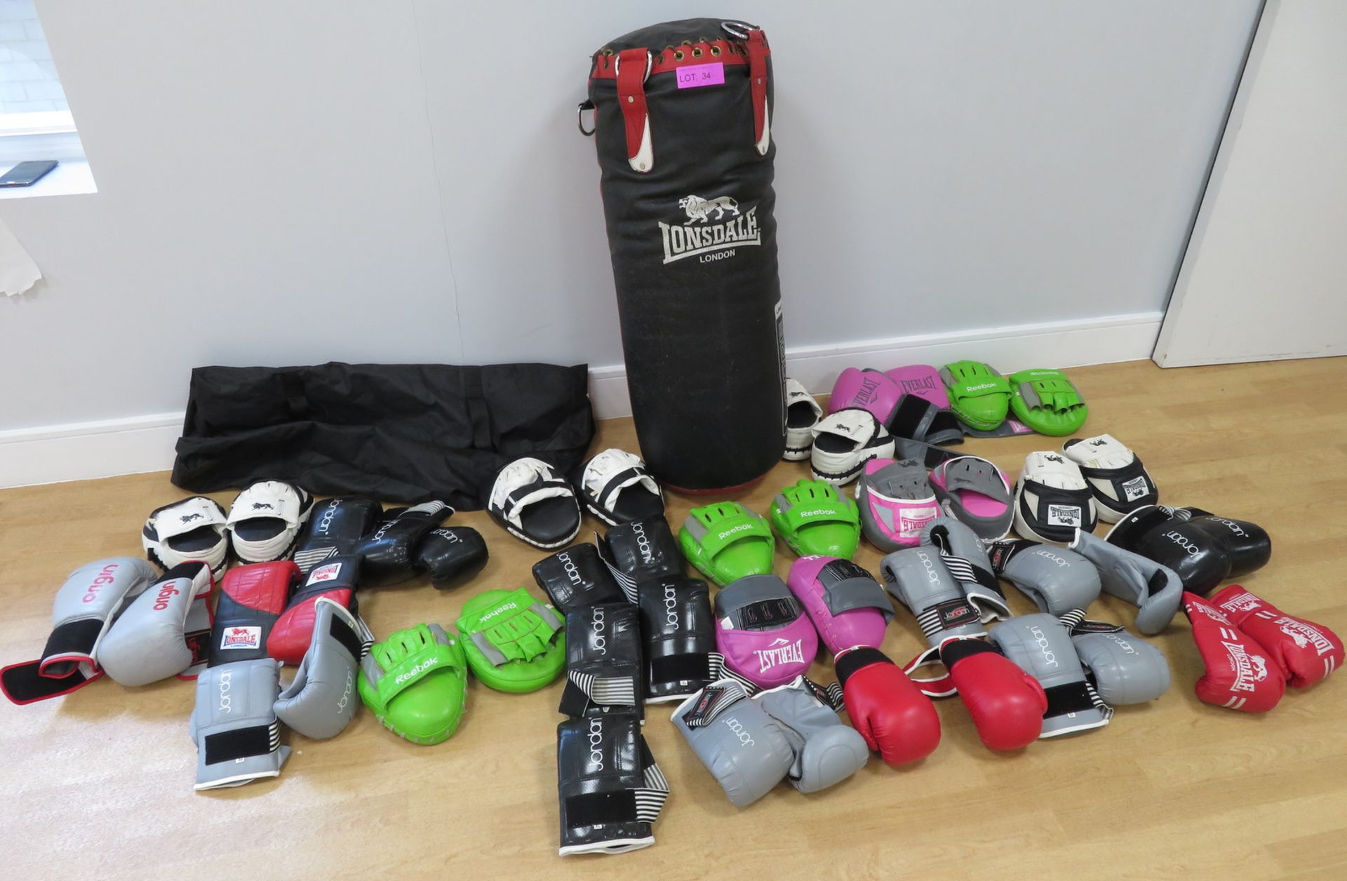 Various Boxing Equipment. Perfect For Boxercise Classes. See Description For Contents.