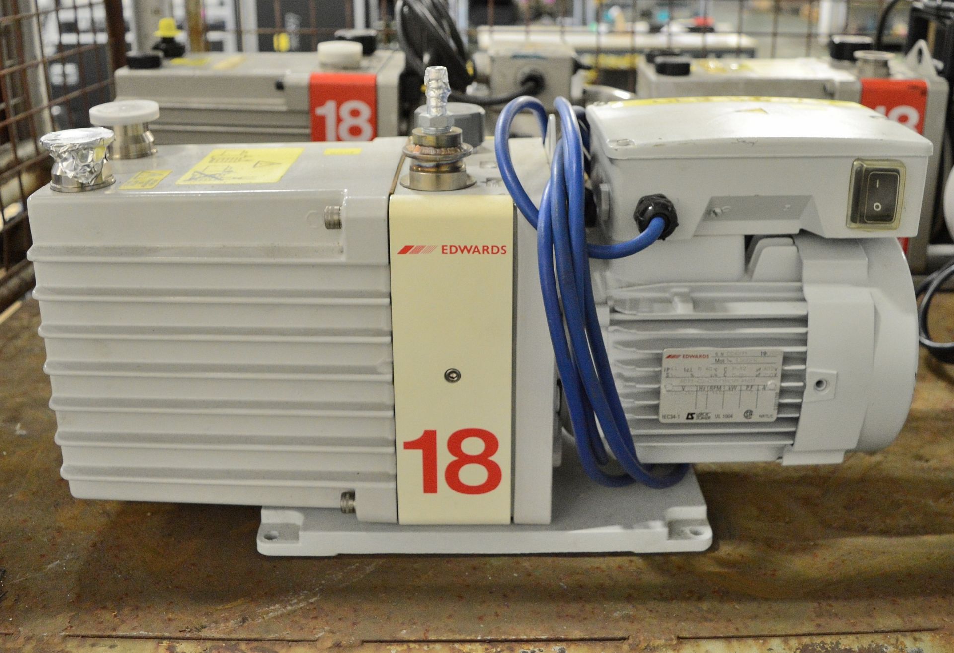 Edwards Vacuum Pump 18 - E2M18 PFPE - Image 2 of 4