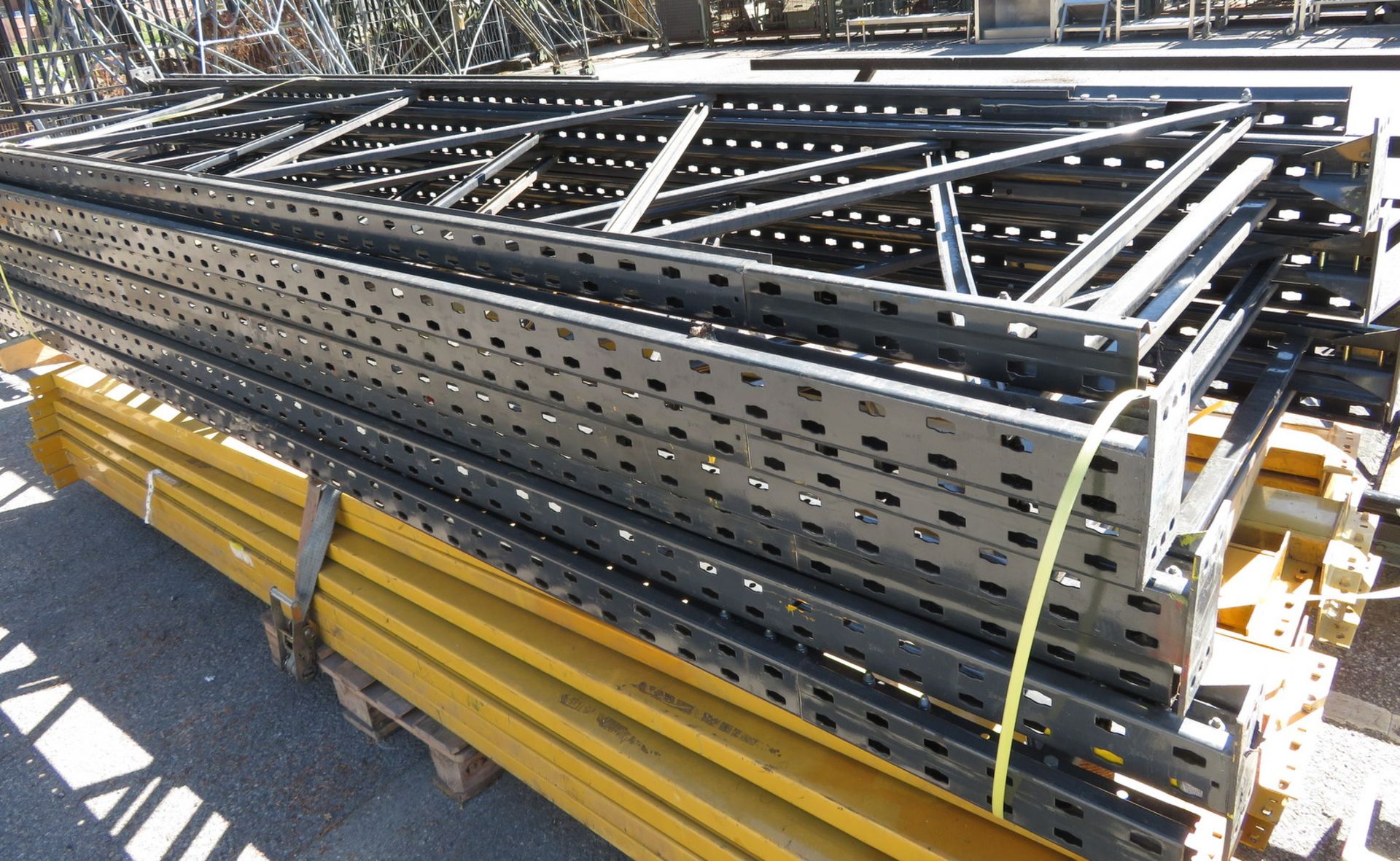 Racking assembly - 7x Uprights - 4500mm high x 1050mm wide, 36x Beams - 3200mm long - Image 2 of 3