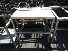 Aluminium Leg - Stainless steel top table - 850 x 610