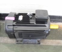 TEE Electric motor - OU 160M 4B-40H - 11kW, 60hz, 76kg, 440V