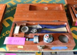 Buchanan M22520/1-01 Crimping Tool In A Wooden Case