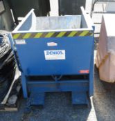 Enitor KM 300 - 800kg small tipping skip