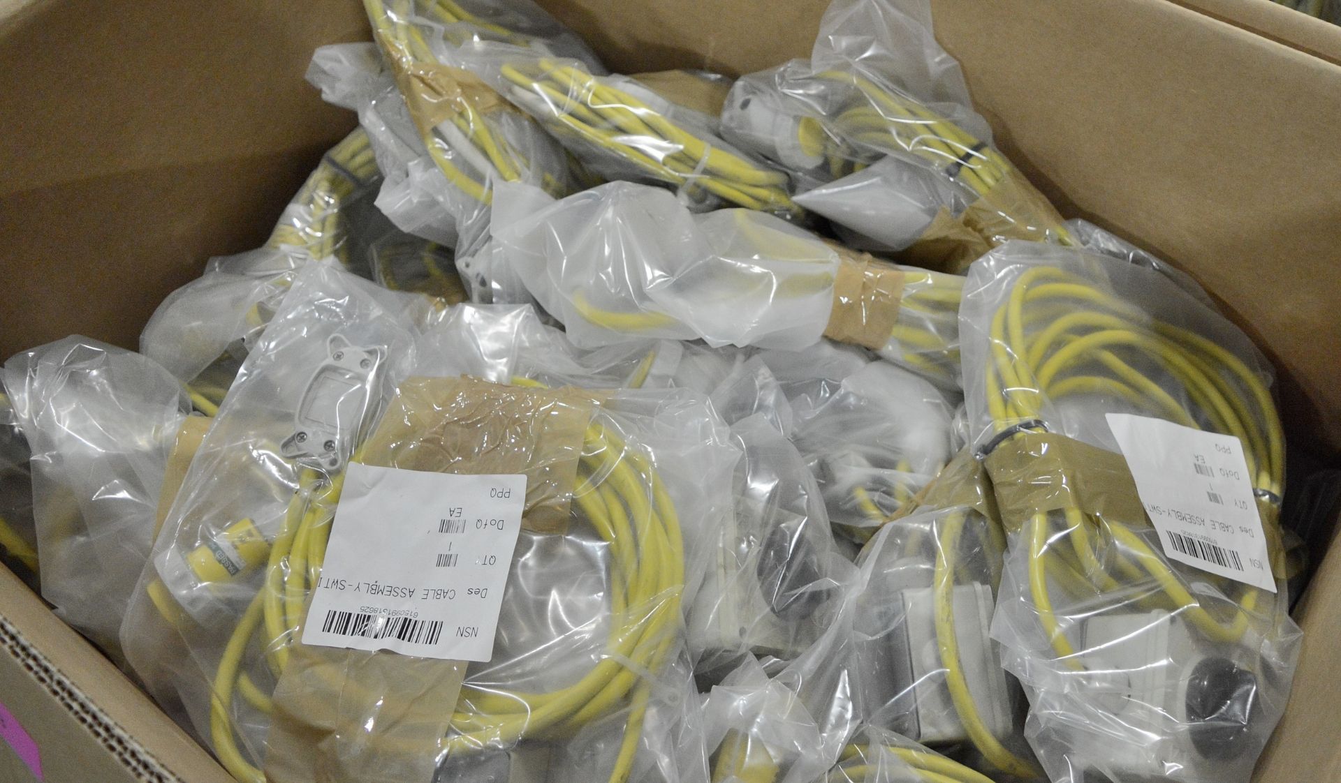 80x Extension Switch Cable Assemblies - 110v - Image 4 of 4