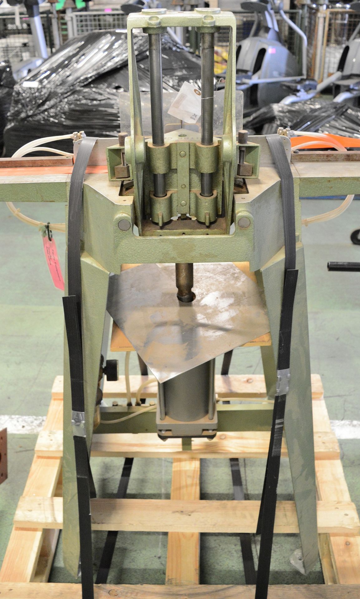 Morso Angle cutting machine - Image 4 of 7