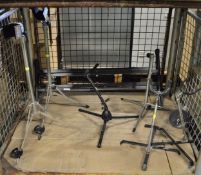 5x Saxophone Stands, 2x Clarinet Stands, Duronic KS2 Keyboard Stand