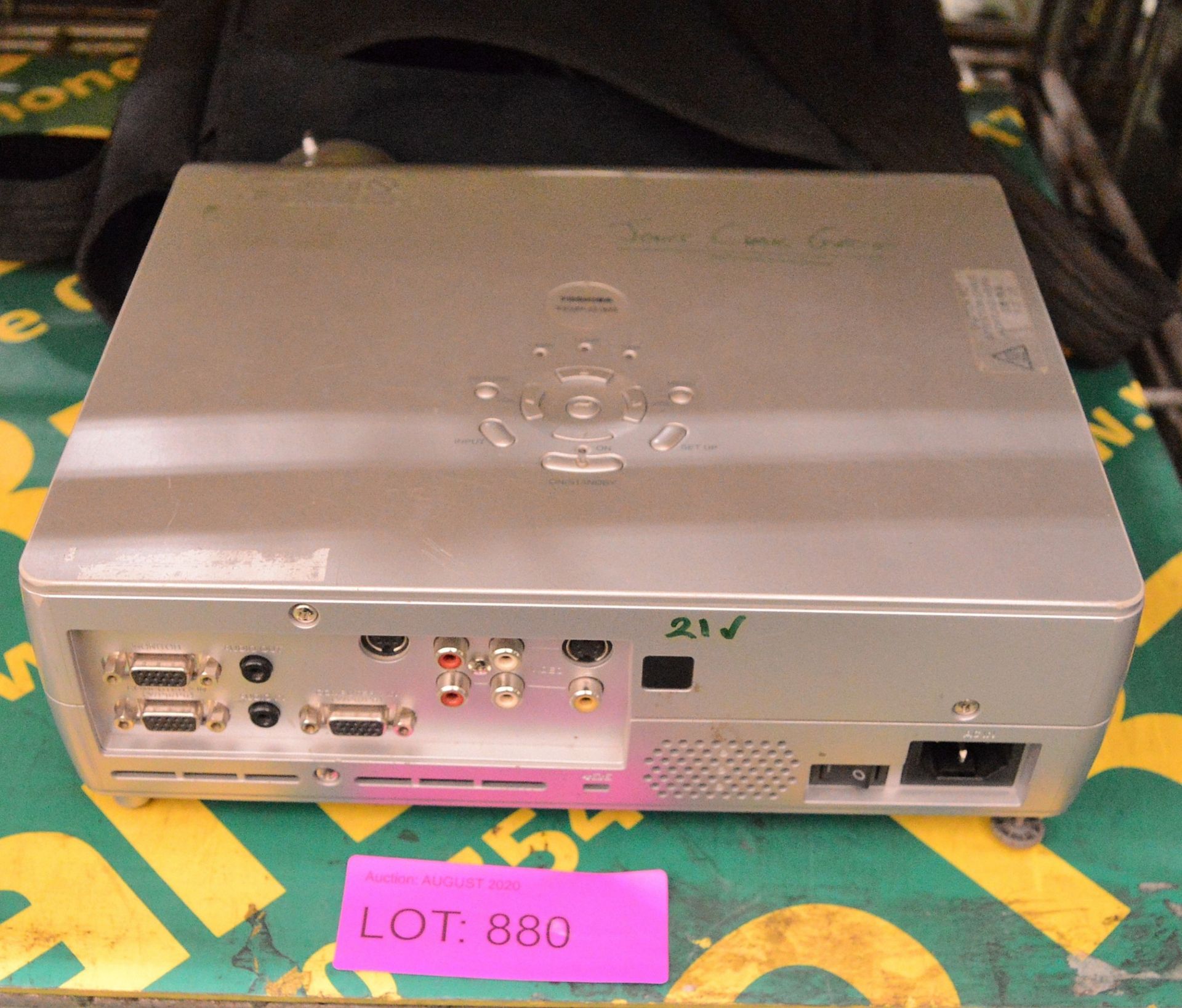Toshiba TDP S35 DLP Projector In a Case - Image 2 of 2