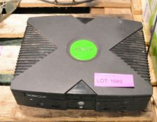 Xbox original console - no accessories or cables
