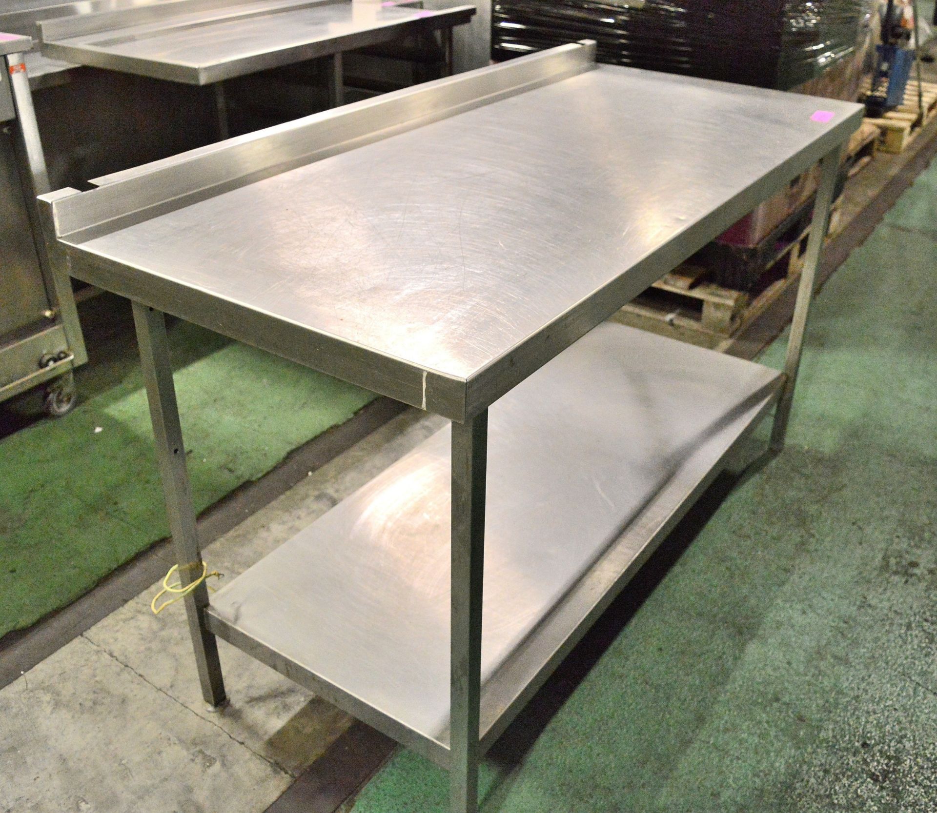 Stainless table with shelf - 1530 x 700 x 880 - Image 3 of 3
