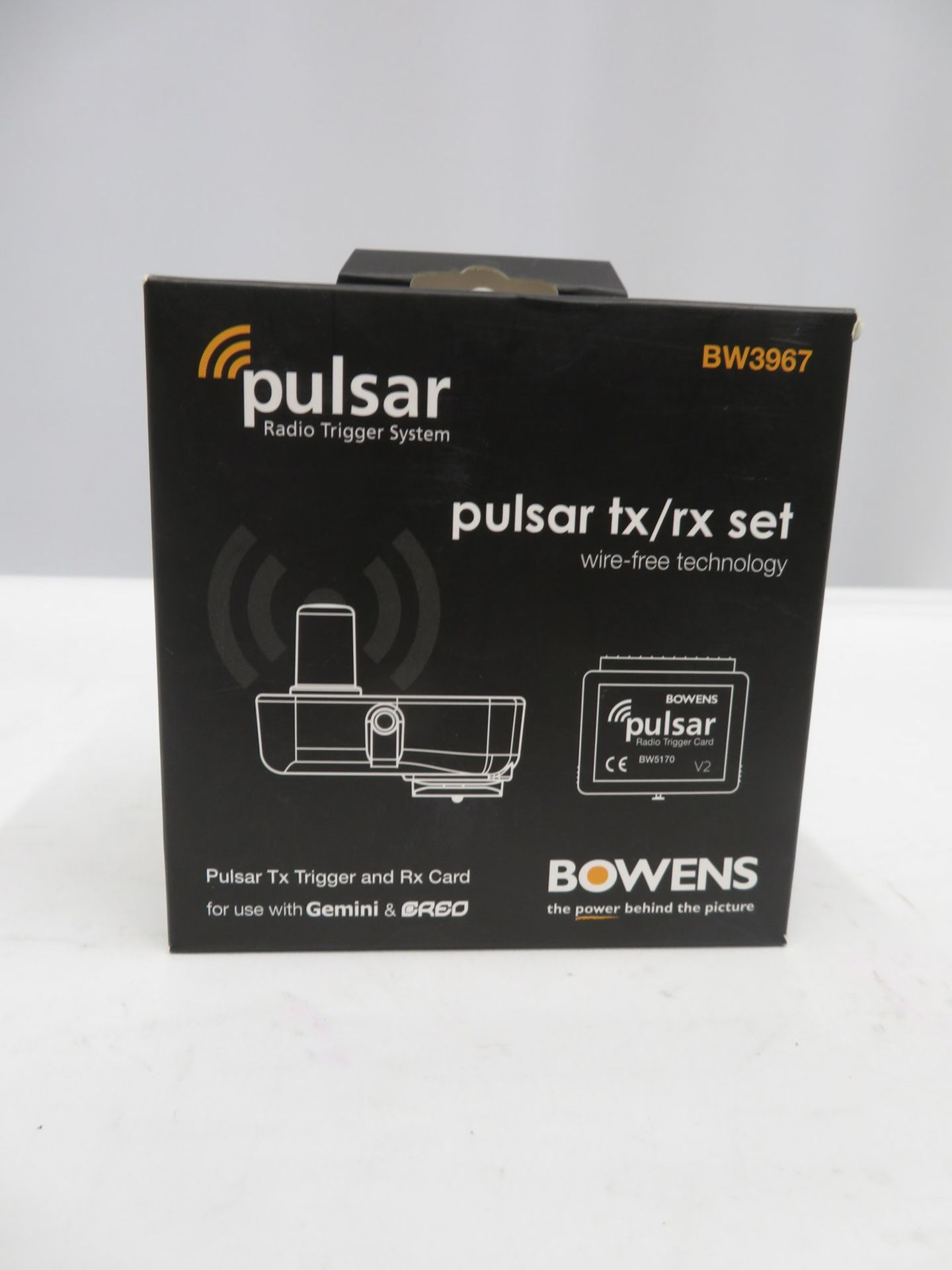 Bowens BW3967 Pulsar tx/rx radio trigger set in box