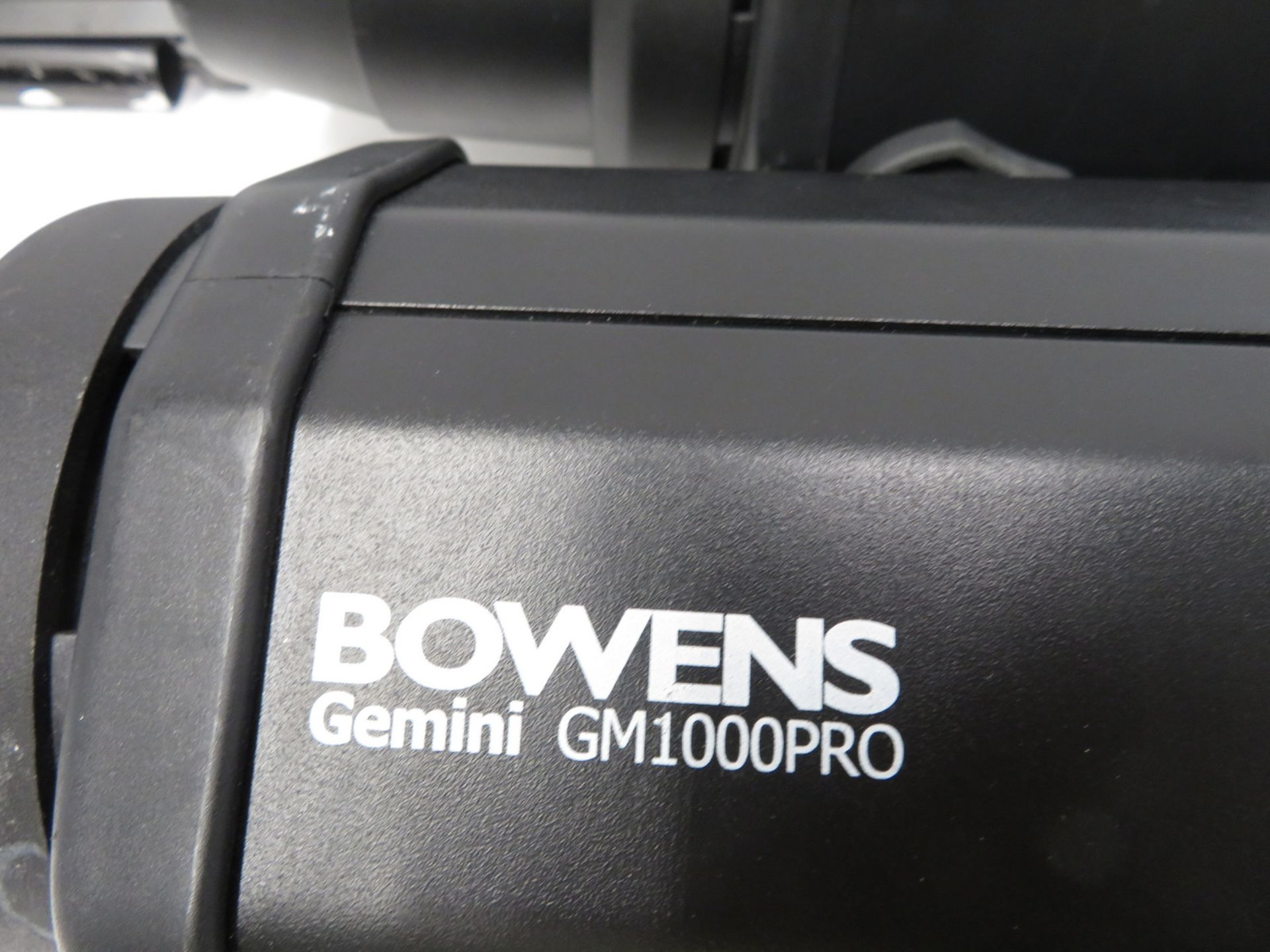 Bowens Studio Lighting Kit - 2x Gemini GM1000PRO Heads & accessories - Image 6 of 16