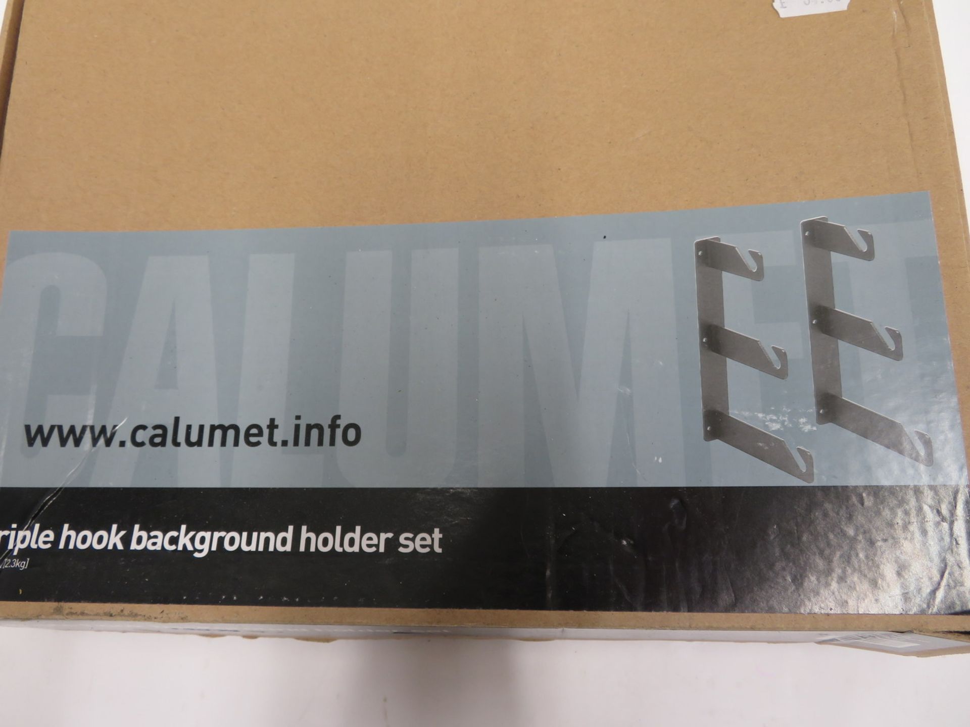 Calumet triple hook background holder set, unused in box - Image 4 of 5