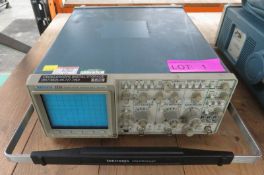 Tektronix 2232 100MHz digital storage oscilloscope