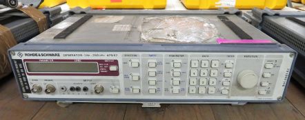 Rohde & Schwarz Generator 1Hzâ€¦ 260kHz - APN65