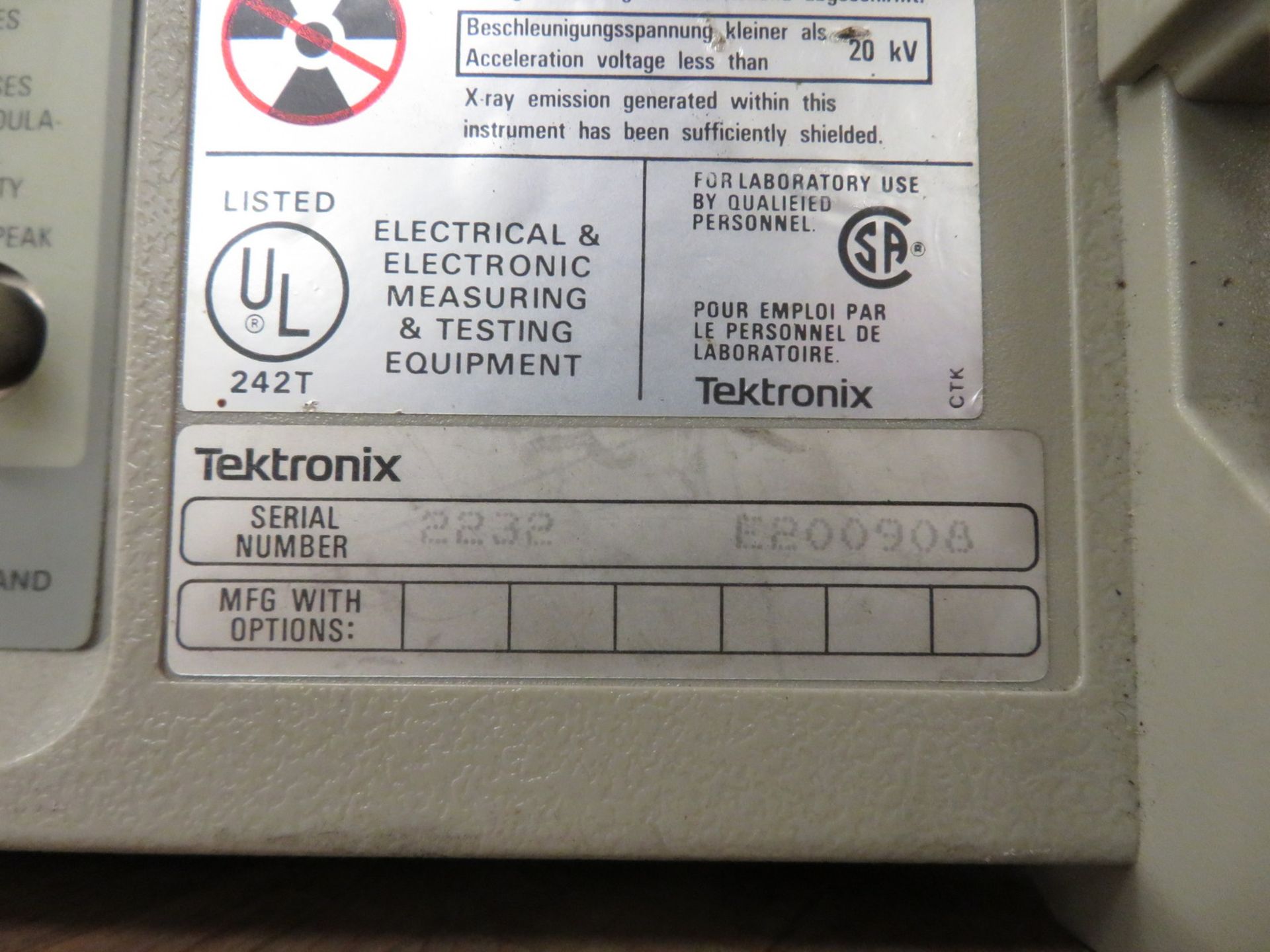 Tektronix 2232 100MHz digital storage oscilloscope - Image 5 of 5