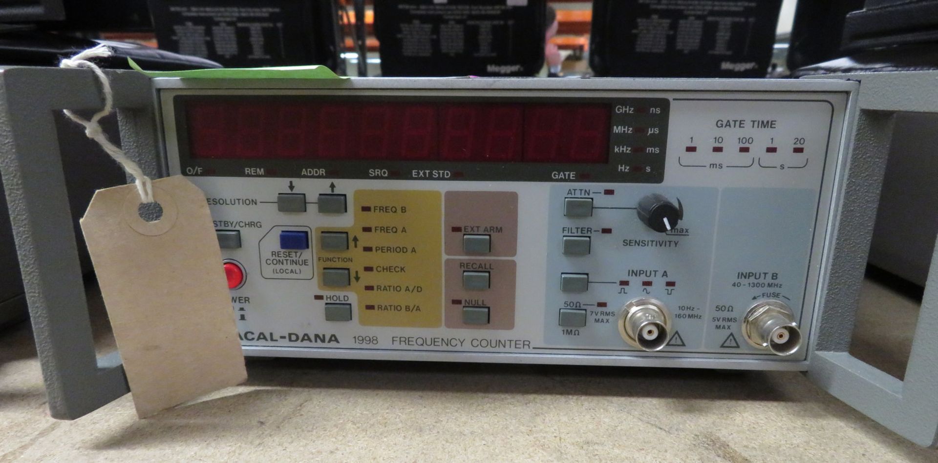 Racal Dana 1998 frequency counter - Image 2 of 4