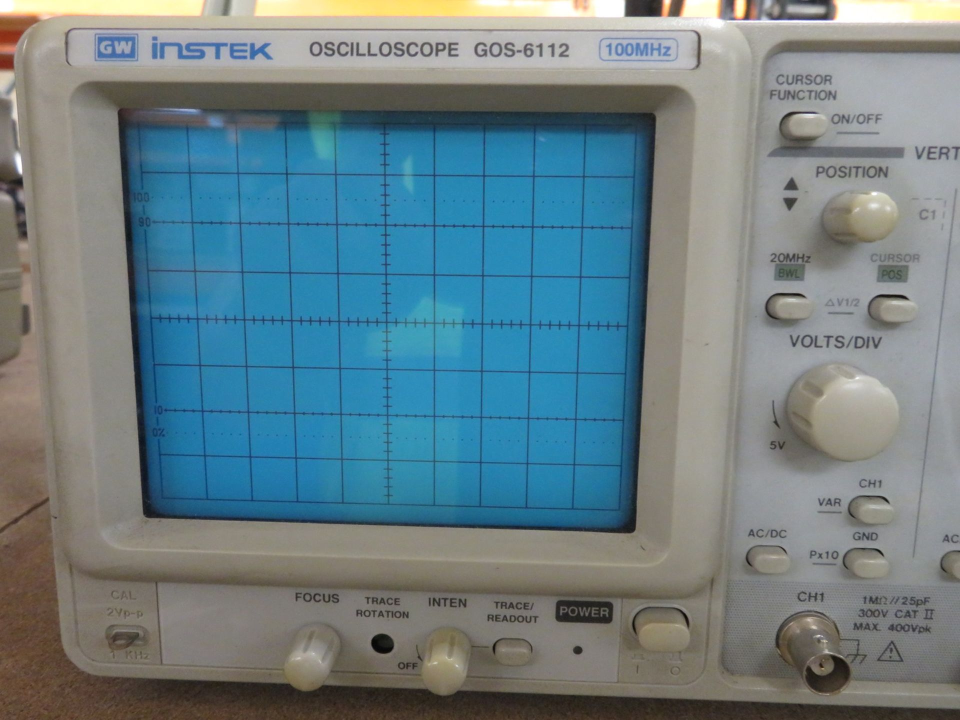 GW Instek oscilloscope GOS-6112 100MHz - Image 2 of 5