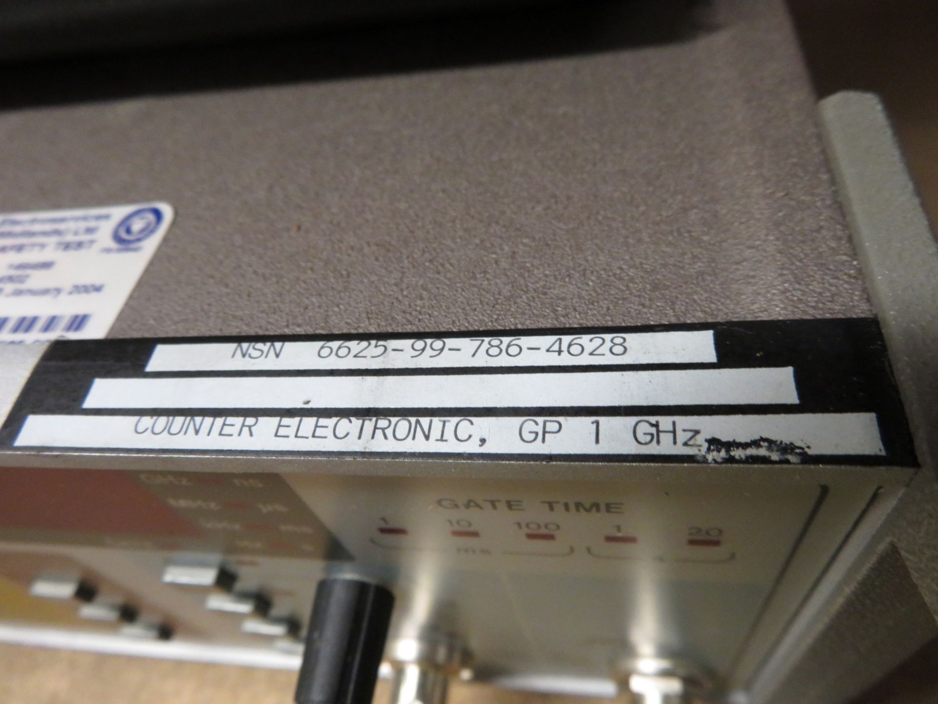 Racal Dana 1998 frequency counter - Image 4 of 5