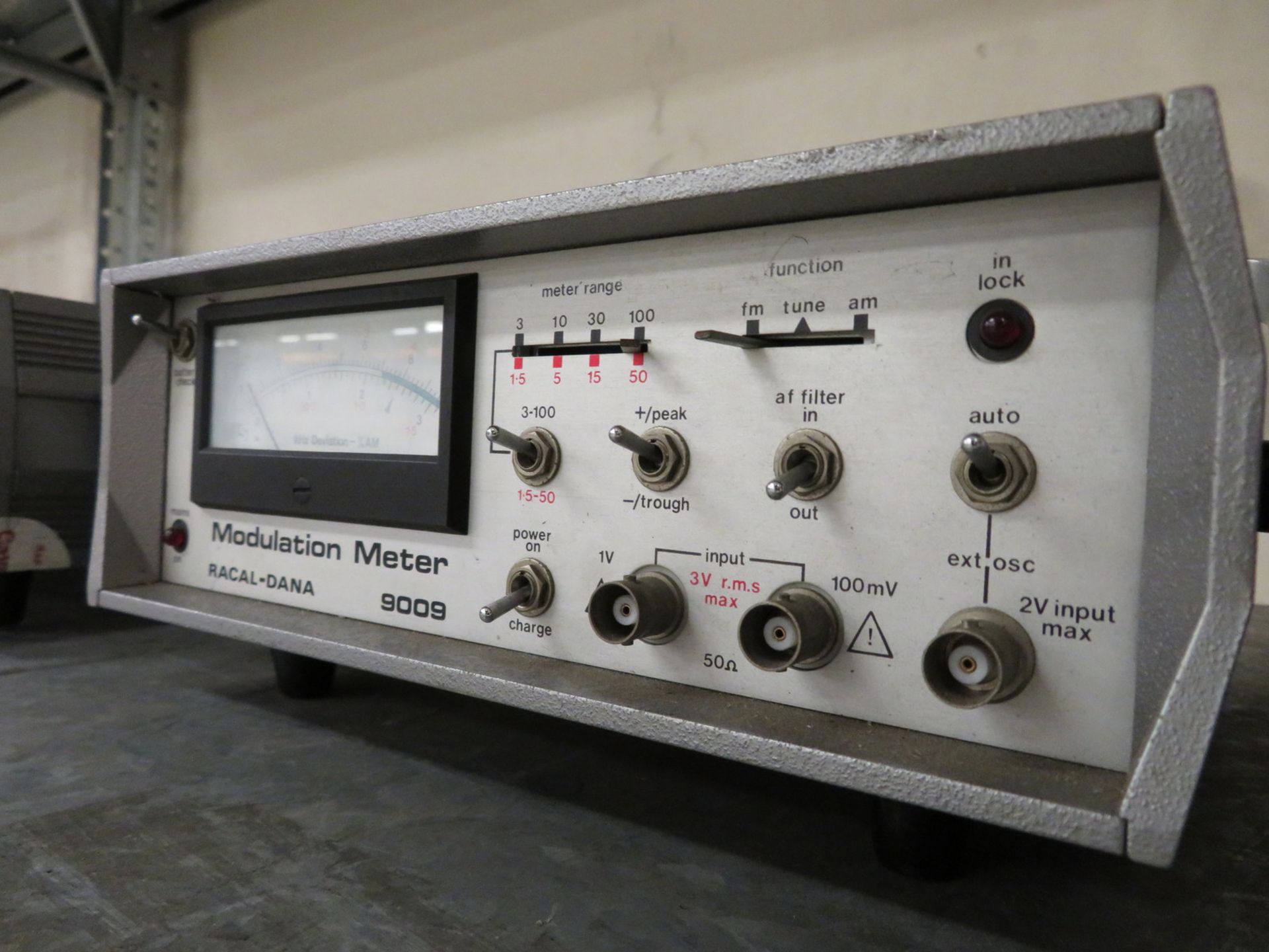 Racal Dana 9009 modulation meter - Image 3 of 4