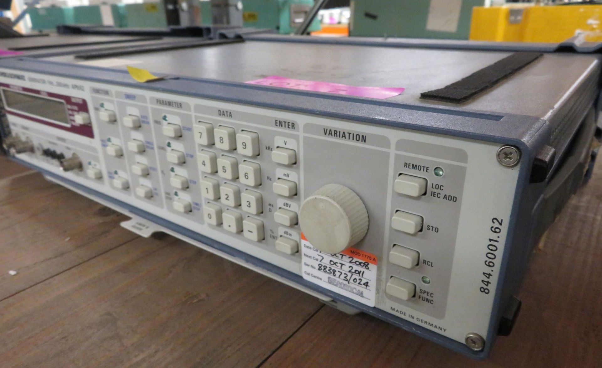 Rohde & Schwarz Generator 1Hzâ€¦ 260kHz - APN63 - Image 3 of 3