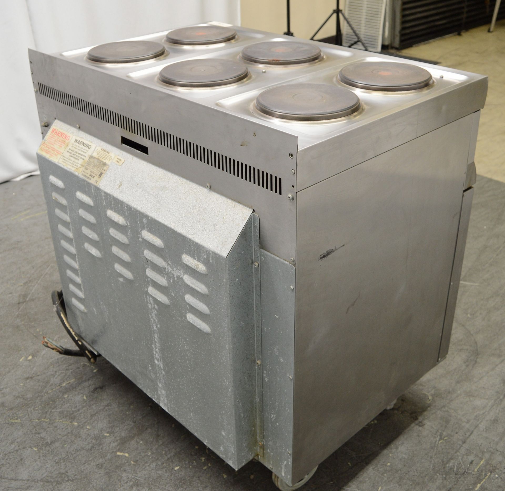 Lincat ESLR9C 6 Plate Electric Oven Range 3 Phase 16.5kW. - Image 3 of 7