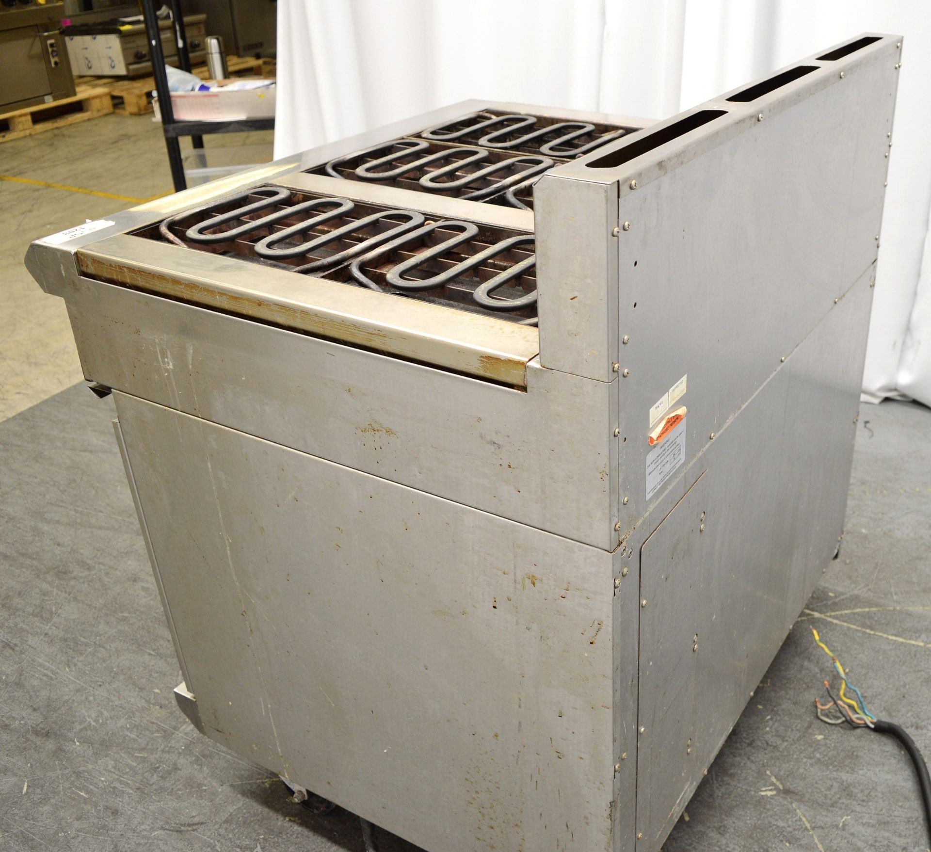 Blue Seal Electric Range 3 Phase. - Image 4 of 8