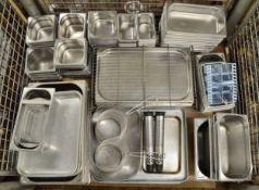 Stainless Steel Serving Containers & Trays.